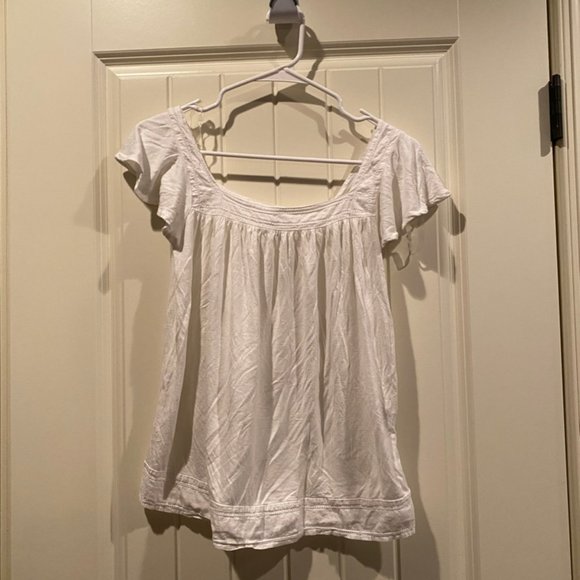 H&M Tops - H&M White Top with Flutter Sleeve